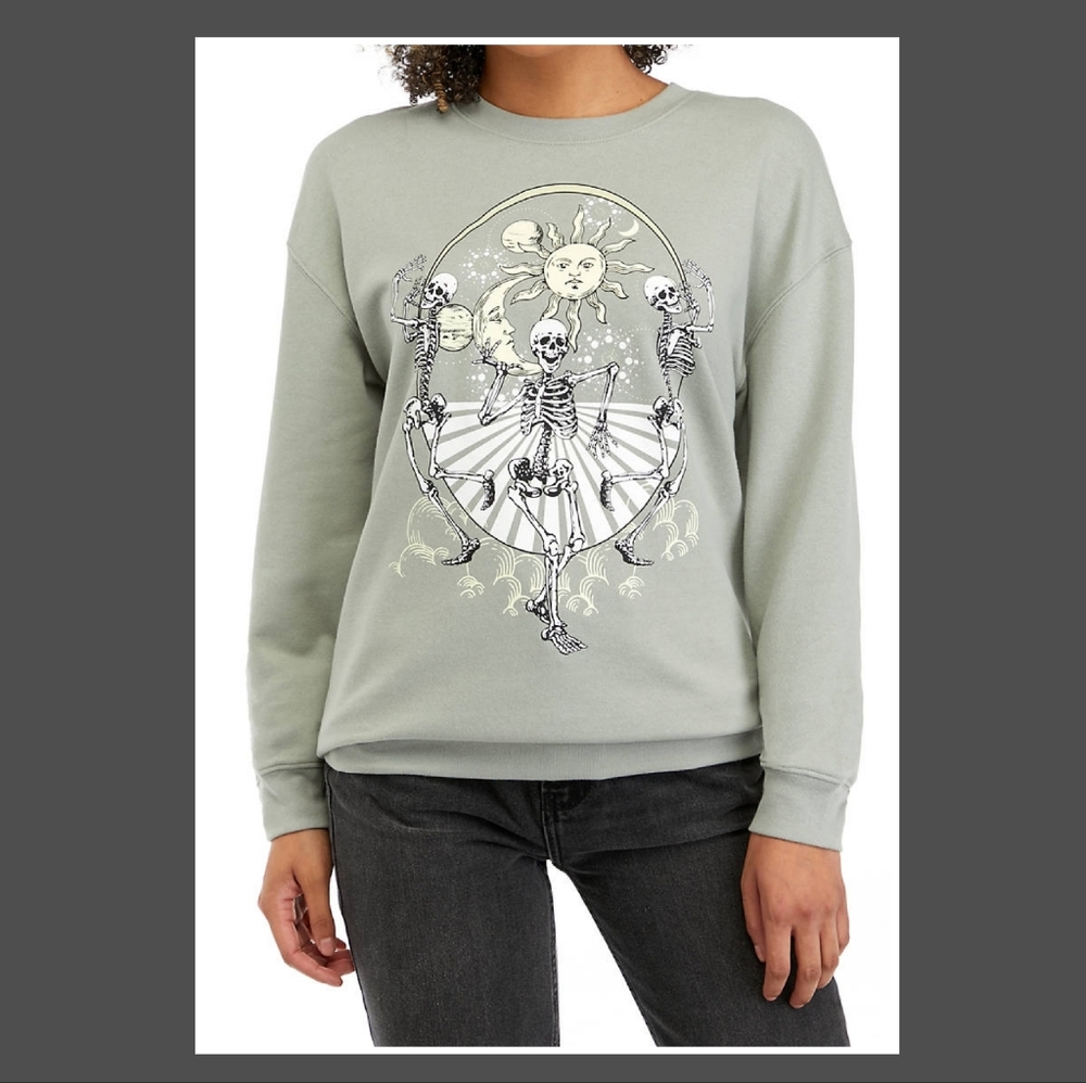 COLD CRUSH CELESTIAL SWEATSHIRT